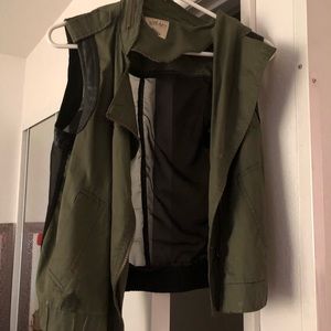 vest